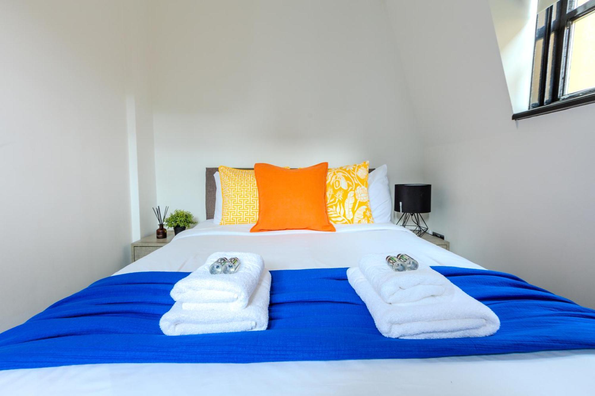 Langdon - Bouverie Place Apartment London