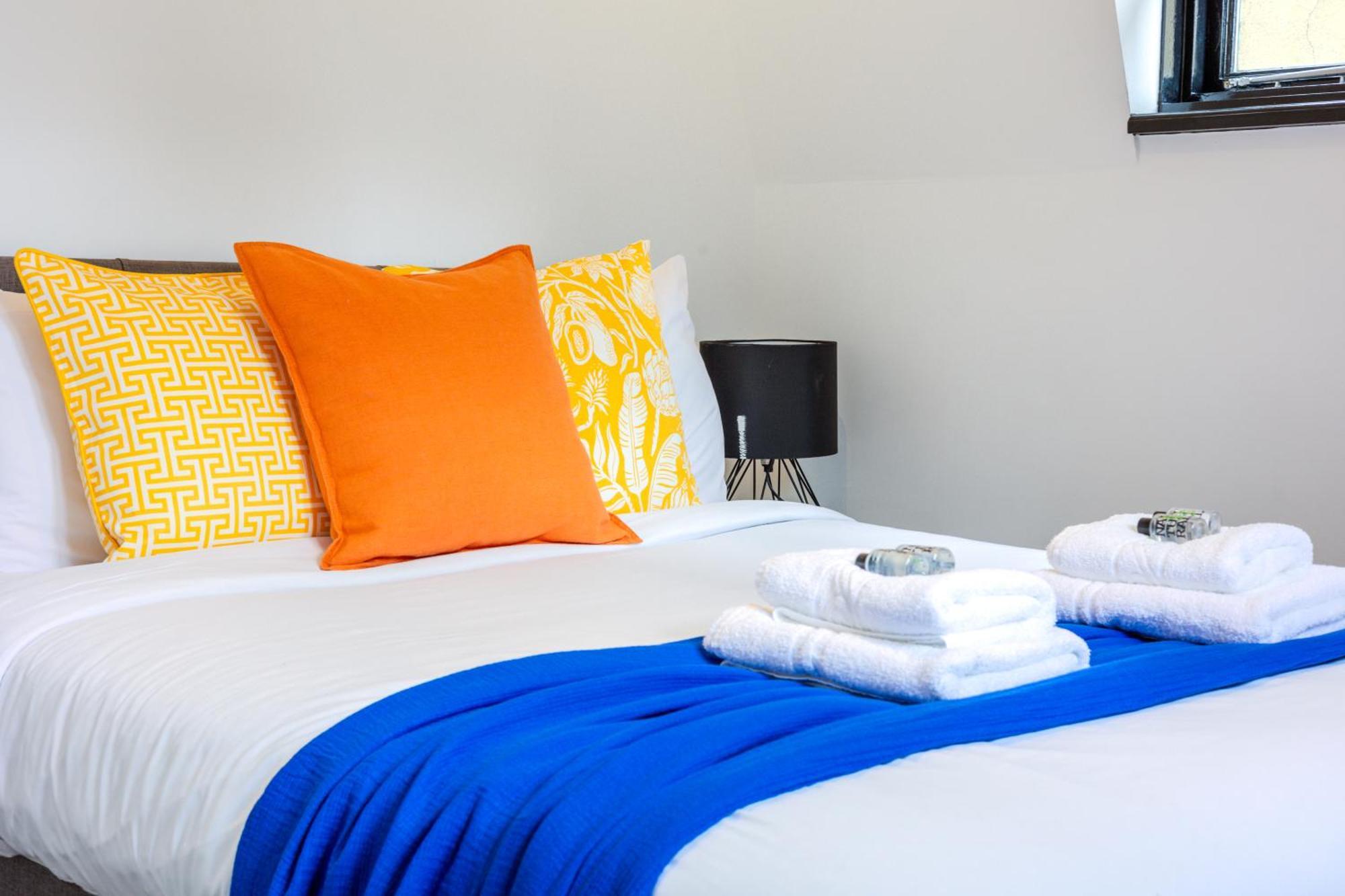 Langdon - Bouverie Place * London
