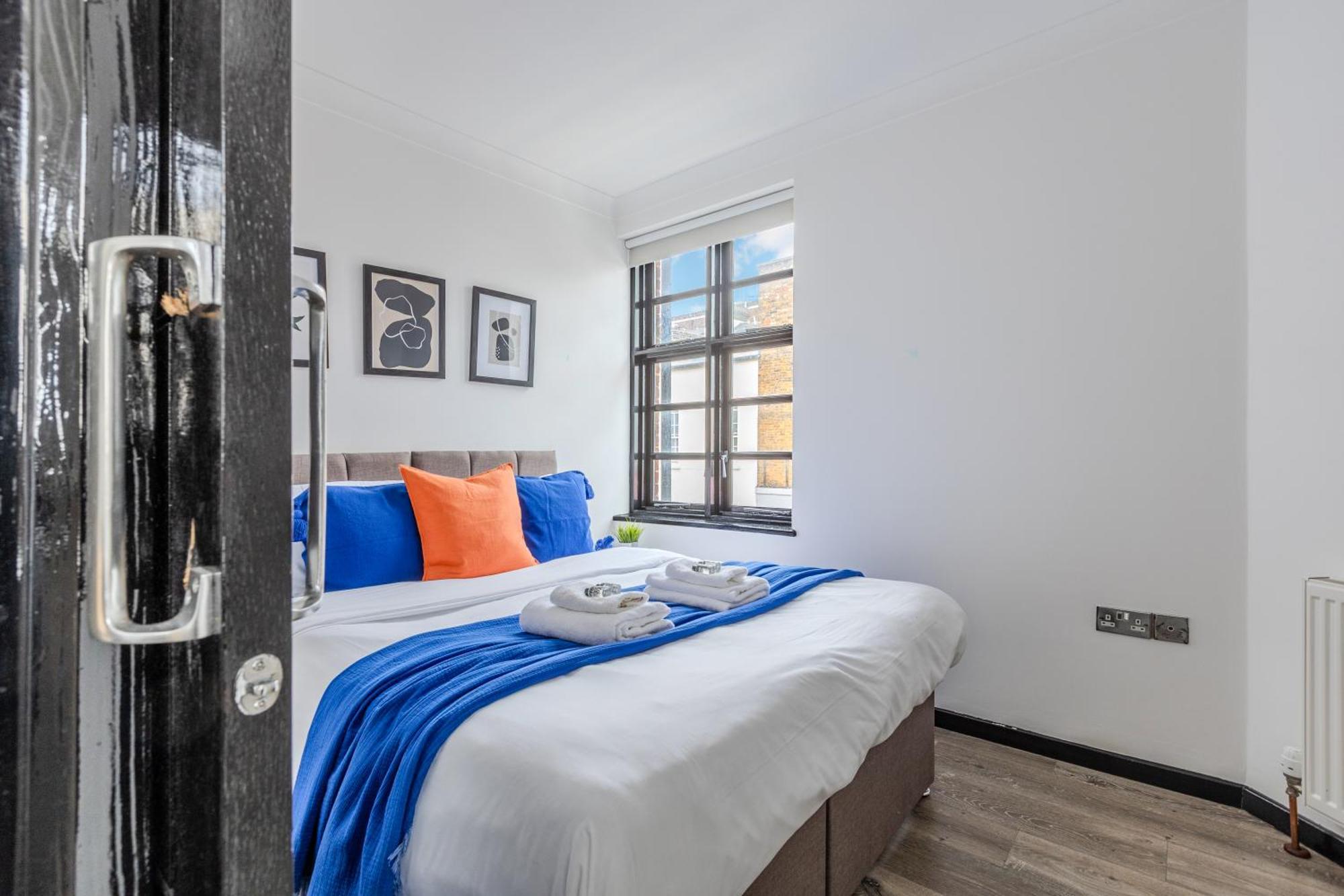 Langdon - Bouverie Place * London