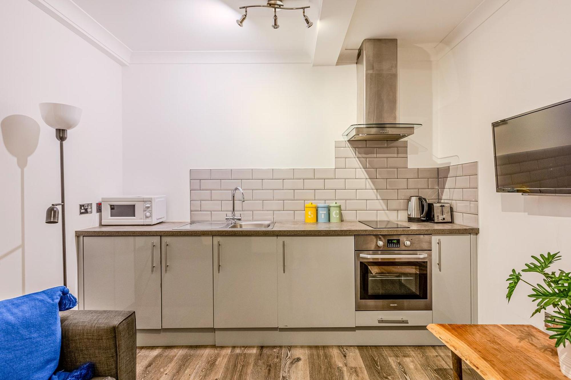 Langdon - Bouverie Place Apartment *