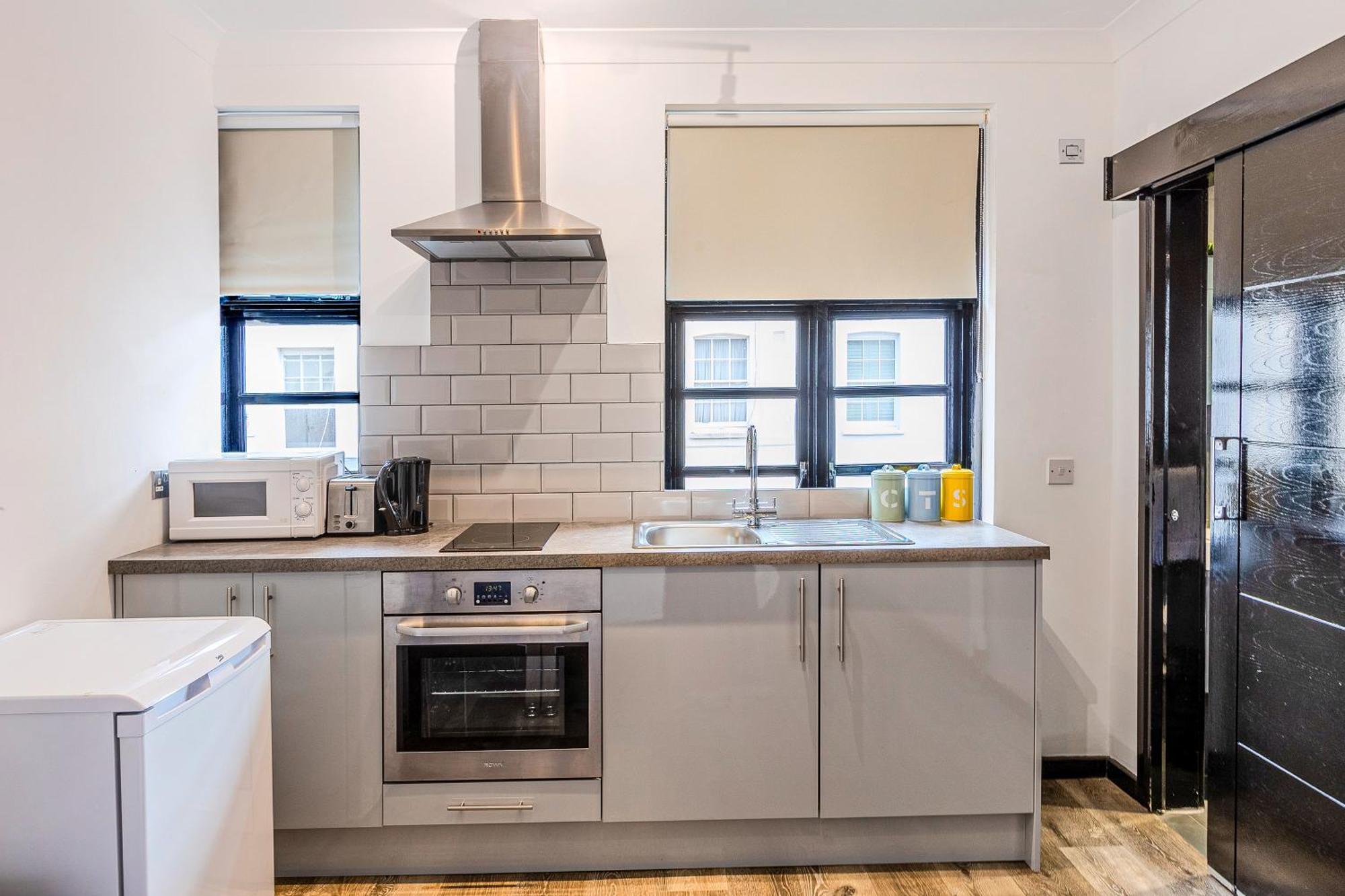 Langdon - Bouverie Place Apartment *