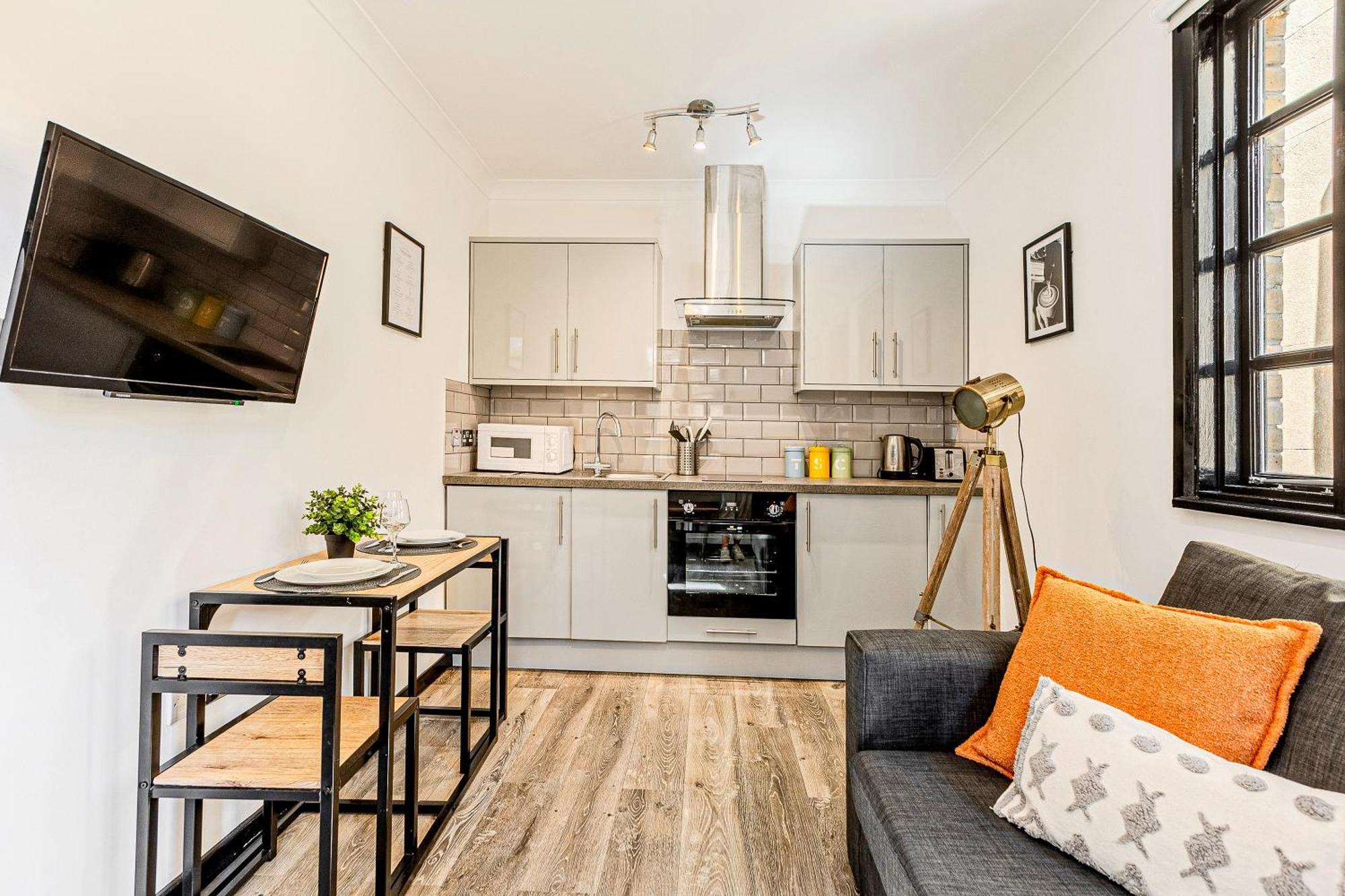 Langdon - Bouverie Place Apartment